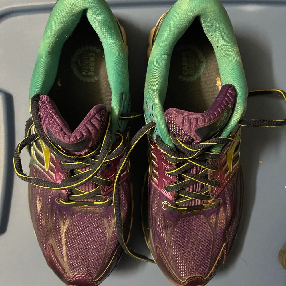 Size 8.5 Brooks glycerin 14.
